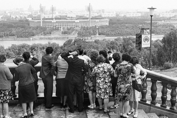 101-й километр, психушки и лагеря. Перед Олимпиадой-80 из Москвы выгнали десятки тысяч людей. Как силовики охотились на них?