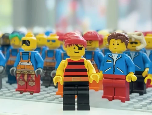 41-летний бельгиец собрал 11 тысяч фигурок Lego. Посмотрите на его гигантскую армию
