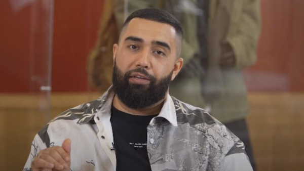 Новорожденная дочь Jah Khalib оказалась в критическом состоянии после операции Новорожденная дочь Jah Khalib оказалась в критическом состоянии после операции