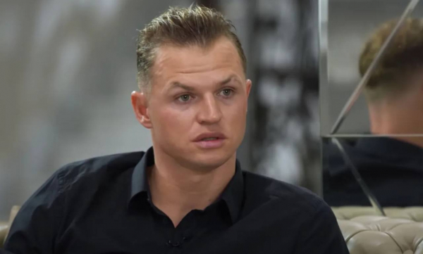 Влезла в долги, продала машину: мать Тарасова обманули мошенники на 6 миллионов рублей Влезла в долги, продала машину: мать Тарасова обманули мошенники на 6 миллионов рублей