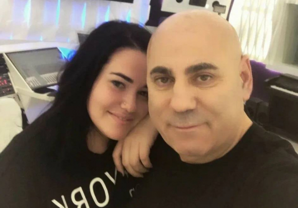 Зять Иосифа Пригожина погиб на СВО: «Мы сегодня уходим на задание, я вас всех люблю» Зять Иосифа Пригожина погиб на СВО: «Мы сегодня уходим на задание, я вас всех люблю»