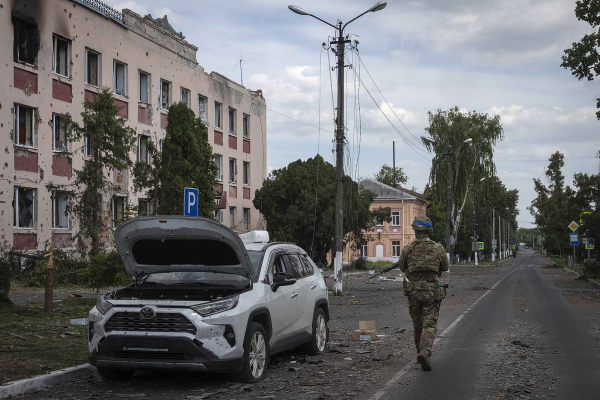 «Если умирать, то лучше на своем огороде» Год назад ВСУ вторглись в Курскую область. Как люди восемь месяцев выживали в оккупации