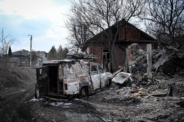 «Если умирать, то лучше на своем огороде» Год назад ВСУ вторглись в Курскую область. Как люди восемь месяцев выживали в оккупации