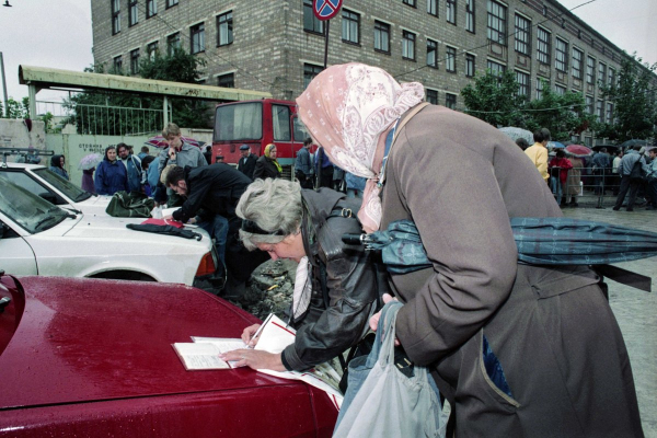 «Он мог бы стать нашим Цукербергом или Джобсом» 70 лет назад родился Сергей Мавроди. Как создатель пирамиды «МММ» вошел в историю?