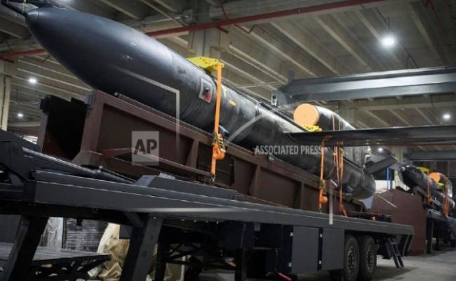 В серийном производстве: АР показало украинскую баллистическую ракету «Фламинго» В серийном производстве: АР показало украинскую баллистическую ракету «Фламинго»