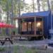 Комфортабельное жилище отшельника: посмотрите на крошечный дом-прицеп Gunyah Modern, созданный в Австралии