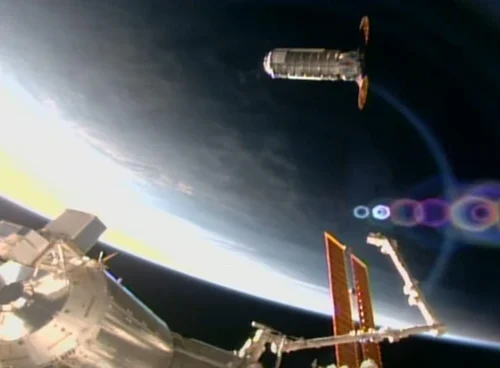 С опозданием на сутки: «проблемный» грузовой корабль Cygnus XL пристыковался к МКС