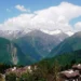 В Сочи нашли живым 58-летнего гида, пропавшего в горах на Черничной тропе