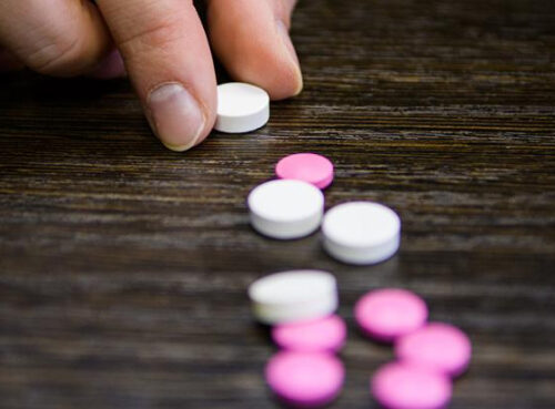 Таблетки поштучно: Наведите снчала порядок с ценами на лекарства, а потом идеям фонтанируйте Таблетки поштучно: Наведите снчала порядок с ценами на лекарства, а потом идеям фонтанируйте