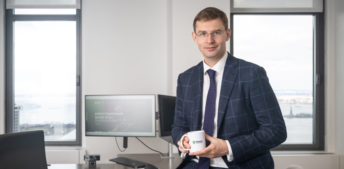 Биография и ранние годы Тимура Турлова