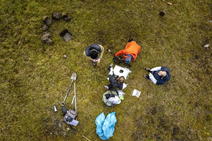 Холодильное хранилище: как на арктическом архипелаге в промерзшей почве может сохраняться скрытая история вирусов