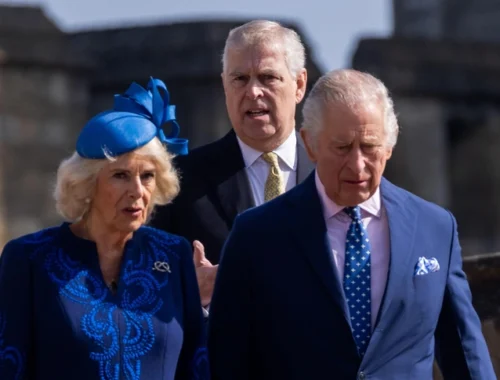 «Их Величества желают ясно заявить». Карл III лишил экс-принца Эндрю титулов и выгнал его из дома