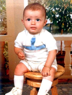 Криштиану Роналду: Из нищеты в первые в истории футбола миллиардеры и сердцееды