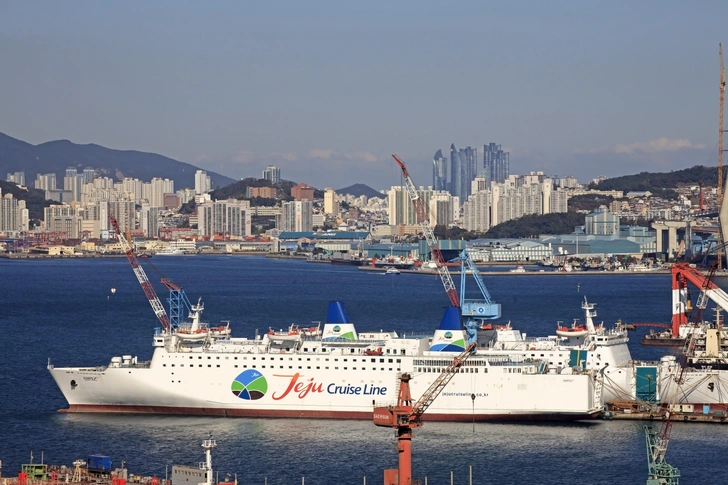 Трампу и Си придется пожить на круизных лайнерах у берегов Южной Кореи: других вариантов заселиться нет