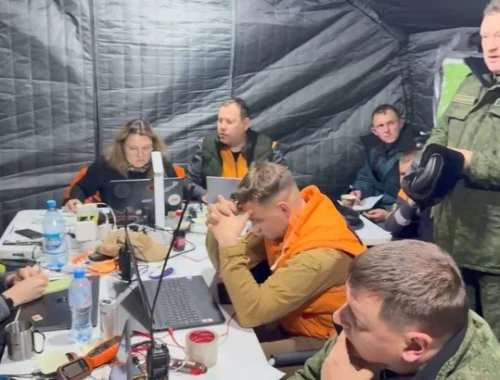 Усольцевых искали не там: телефон главы пропавшей семьи засекли в 7 км от поселка Кутурчин — последние новости и видео Усольцевых искали не там: телефон главы пропавшей семьи засекли в 7 км от поселка Кутурчин — последние новости и видео