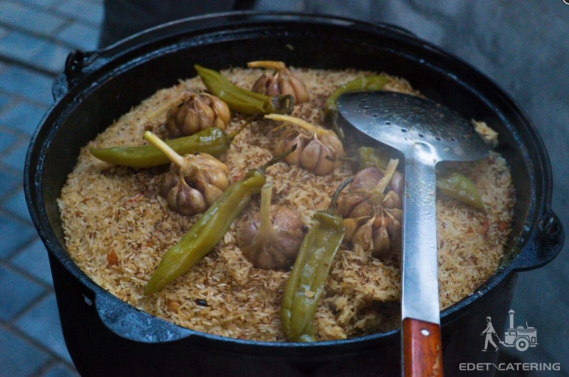 Кейтеринг с полевой кухней на 9 мая: формирование атмосферы памяти и единства