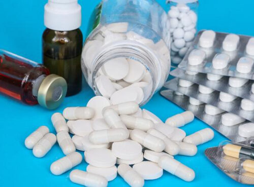 Эксперт рассказал, к чему может привести бесконтрольное употребление витаминов