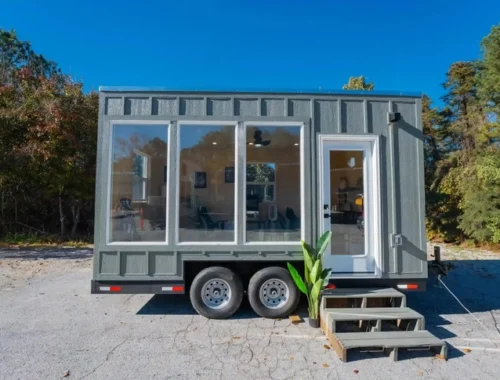 Для маленькой такой компании: оцените минималистичный офис-прицеп от Dragon Tiny Homes