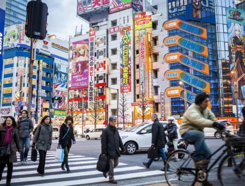 Япония взялась за нелегалов: вид на жительство там подорожает сразу в 10 раз