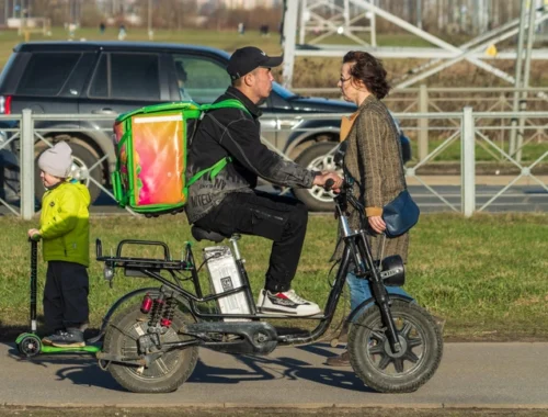 «Накрывает дикая физическая усталость»: курьер в Краснодаре заработал ₽80 тыс. за месяц, но какой ценой? «Накрывает дикая физическая усталость»: курьер в Краснодаре заработал ₽80 тыс. за месяц, но какой ценой?