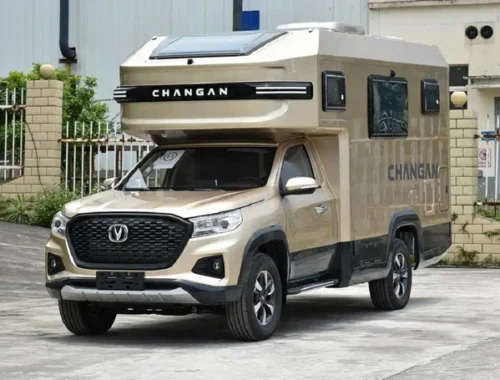 В Китае показали автодом будущего: гибридный кроссовер с раздвижным вторым этажом