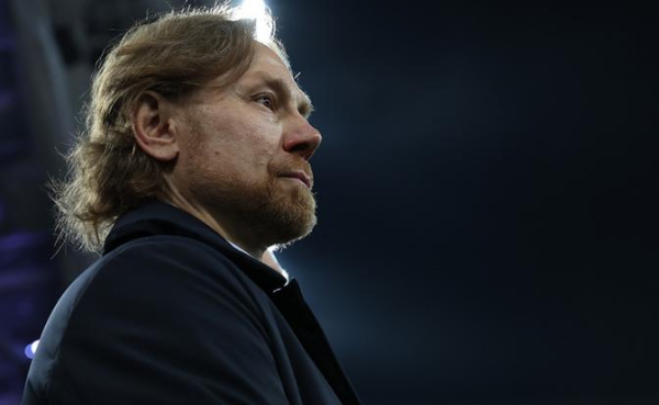 Валерий Карпин покинул пост тренера «Динамо»