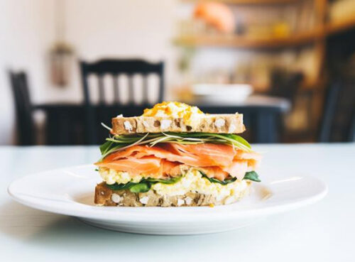 Россиянам назвали самые полезные продукты для перекуса Россиянам назвали самые полезные продукты для перекуса