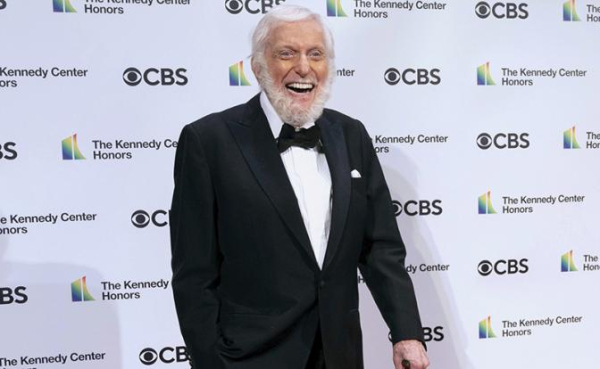 Столетний актер раскрыл секрет долголетия