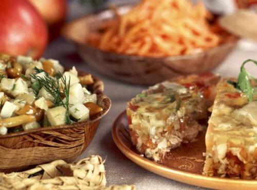 Врач назвала популярное блюдо русской кухни идеальным на Новый год