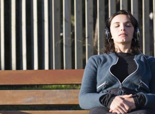 Ученые выяснили, почему во взрослом возрасте время летит быстрее