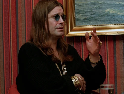 Цена славы: стало известно, сколько лет жизни отнимает у рок-певца его популярность Цена славы: стало известно, сколько лет жизни отнимает у рок-певца его популярность