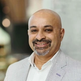 Гореть — дело молодых: ученый назвал 3 причины, почему зумерам так тяжело на работе