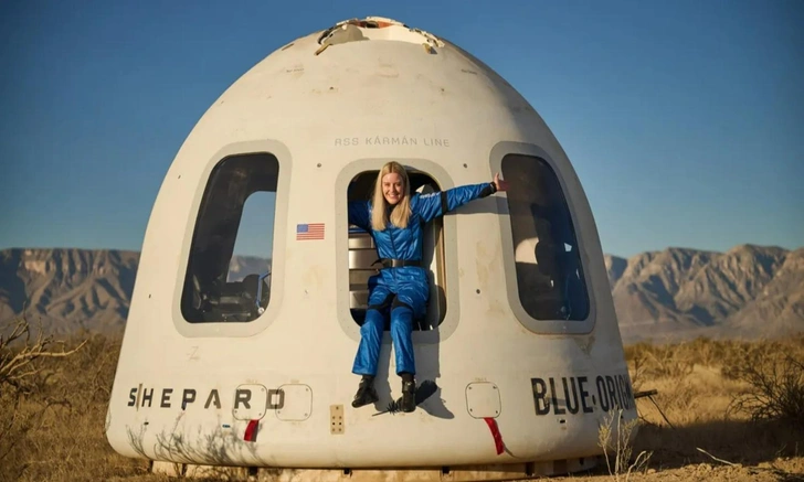 Исторический полет: Blue Origin отправила в космос первого астронавта на инвалидной коляске