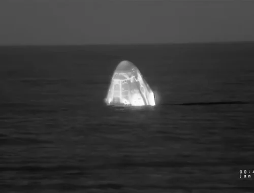 Корабль с участниками первой в истории медицинской эвакуации с МКС вернулся на Землю