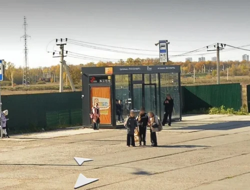 Лезут напролом, а их не пускают: жители отдаленного микрорайона Уфы воюют за каждое стоячее место в маршрутке