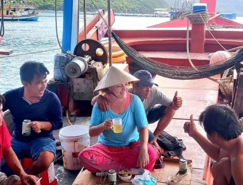 Писательница Дейдра Доннелли переехала во Вьетнам и нашла там свое счастье: история жизни и работы во Вьетнаме