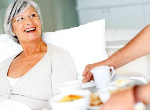 Геронтолог назвала главные ошибки при выборе блюд на завтрак