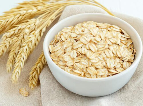 Врач назвала «подводные камни» суперполезной овсянки